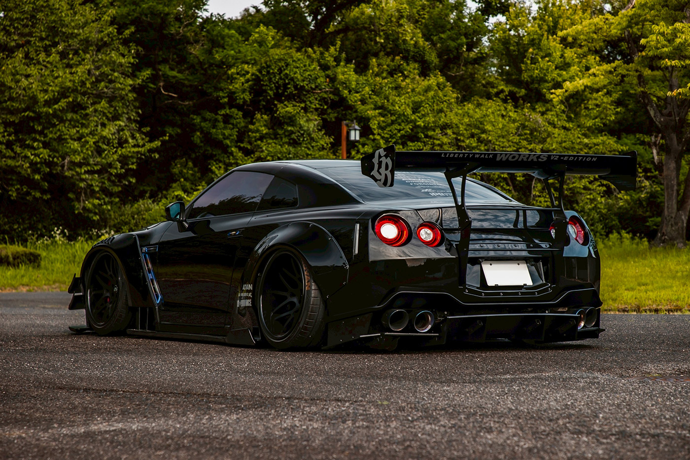 LB-WORKS-NISSAN-35GT-RR-Type2.000053
