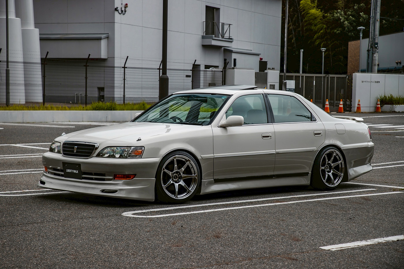 TOYOTA-JZX100-CRESTA00005