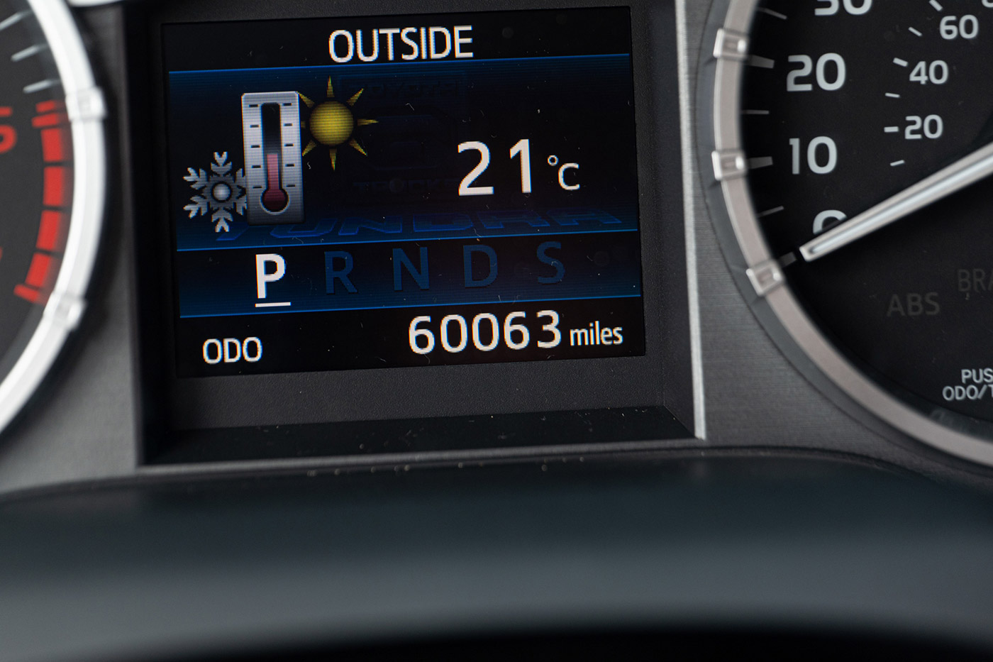 TOYOTA-TUNDRA00051