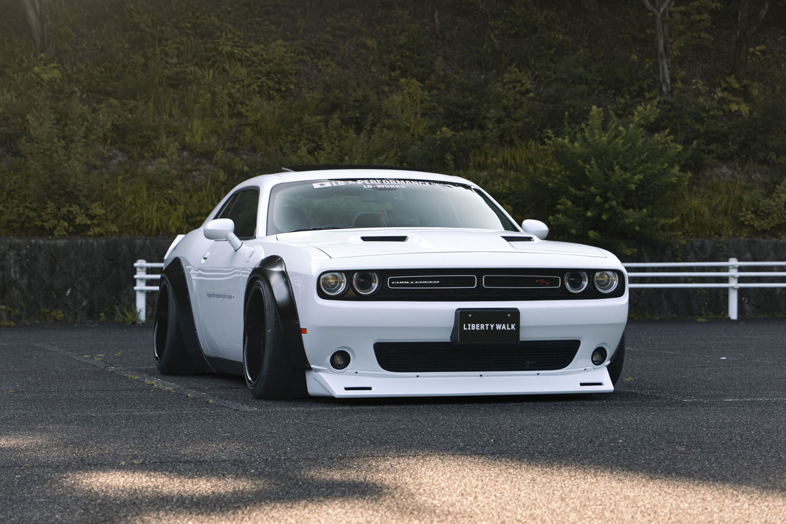 LB-WORKS DODGE challenger00022