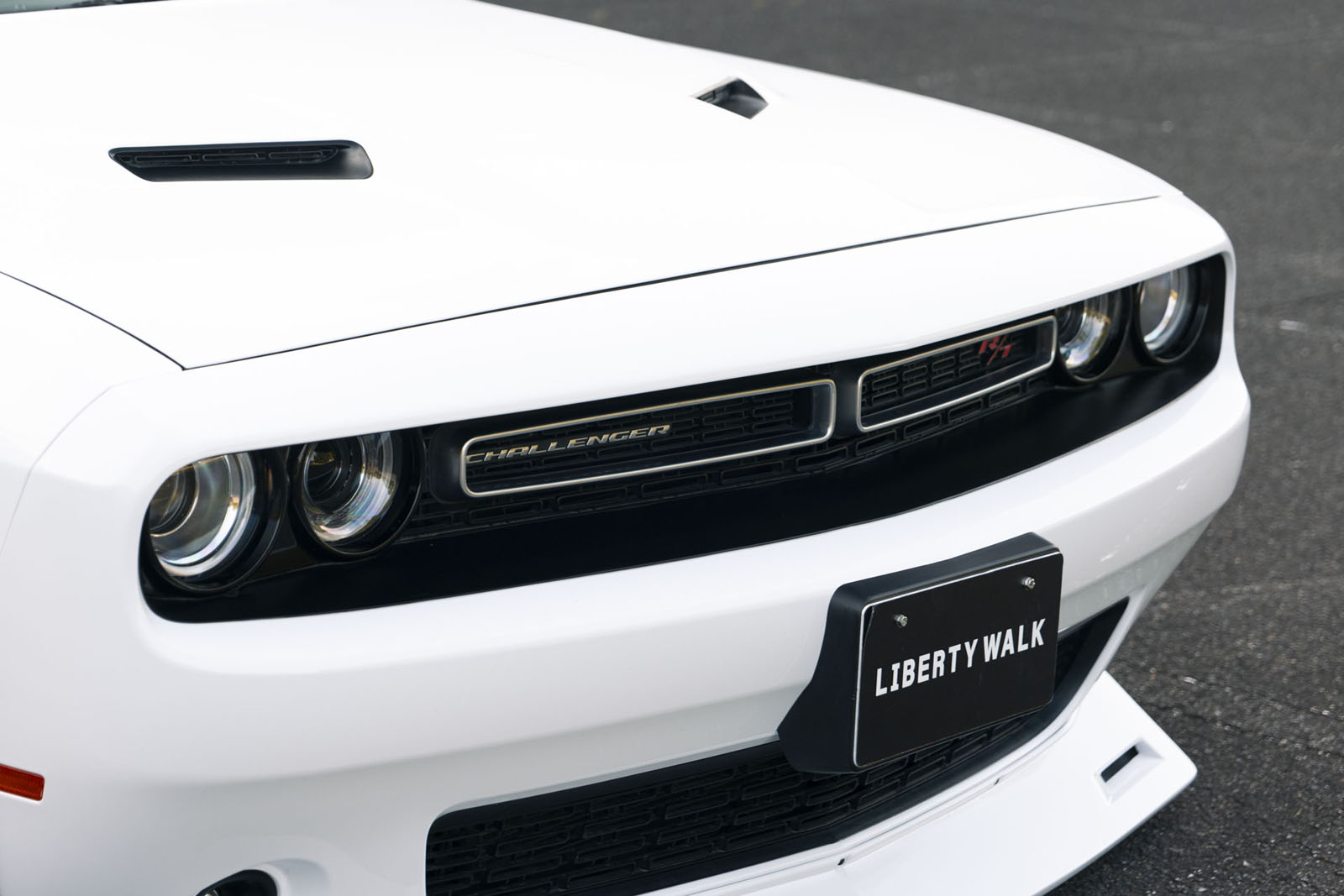 LB-WORKS DODGE challenger00033