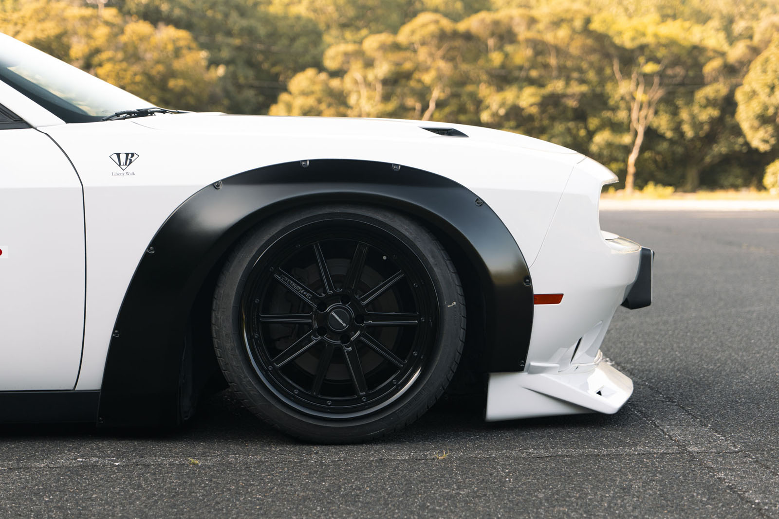 LB-WORKS DODGE challenger00038