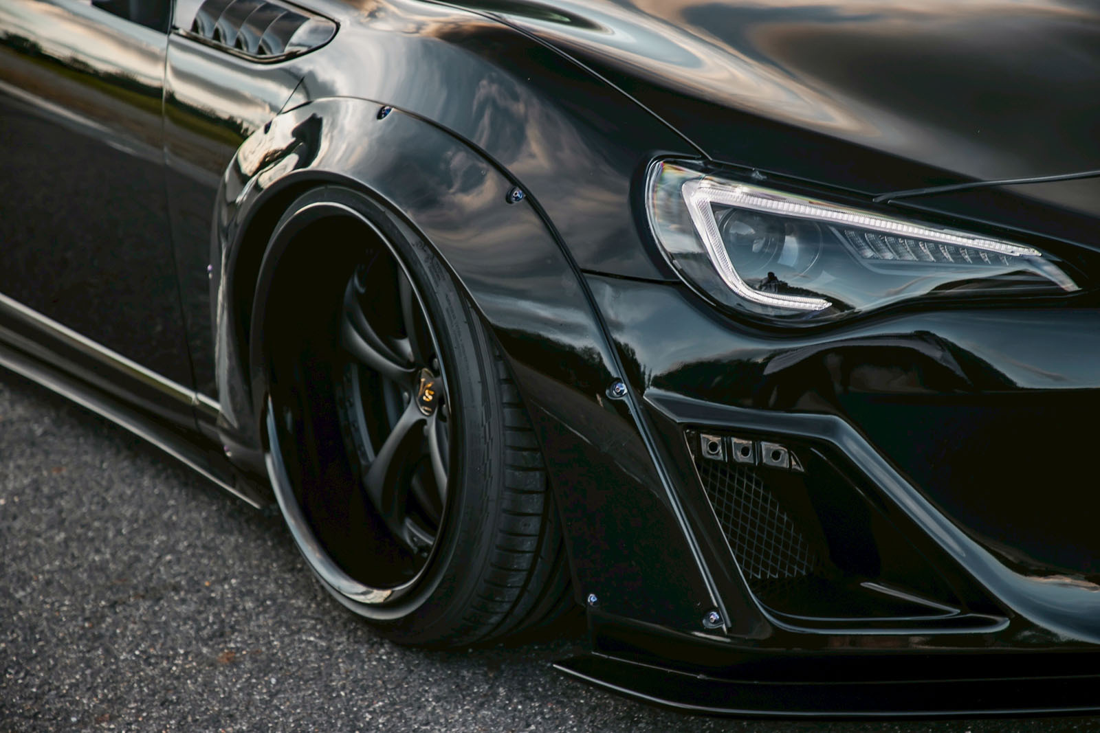 LB-WORKS TOYOTA 8600036
