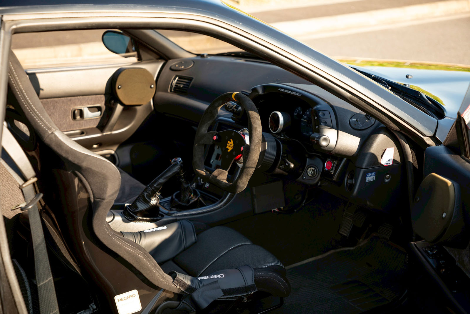 NISSAN SKYLINE HCR3200028