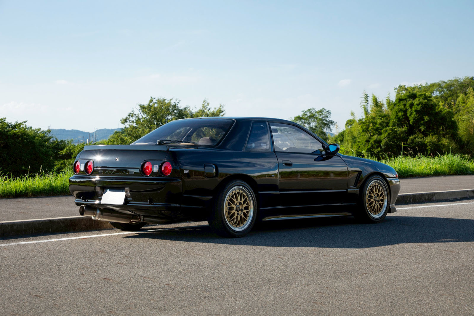 NISSAN SKYLINE HCR3200057