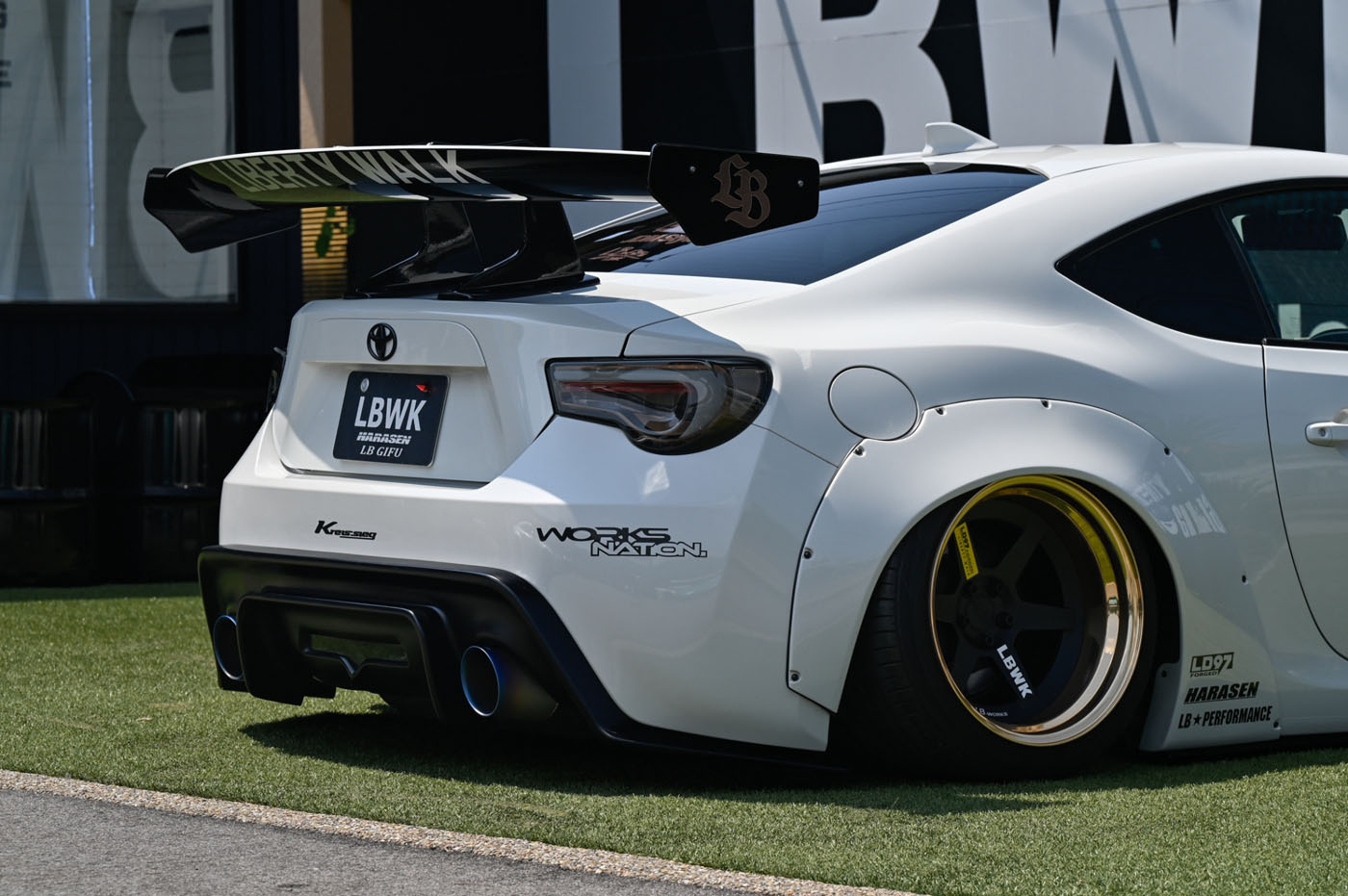 LB-WORKS TOYOTA 8600045
