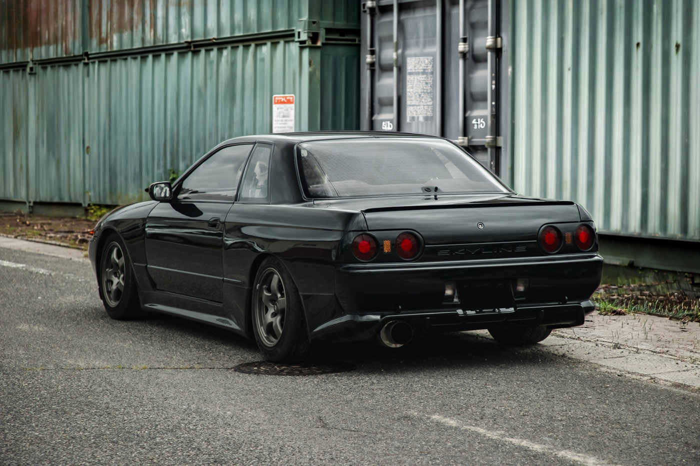 NISSAN SKYLINE HCR3200005