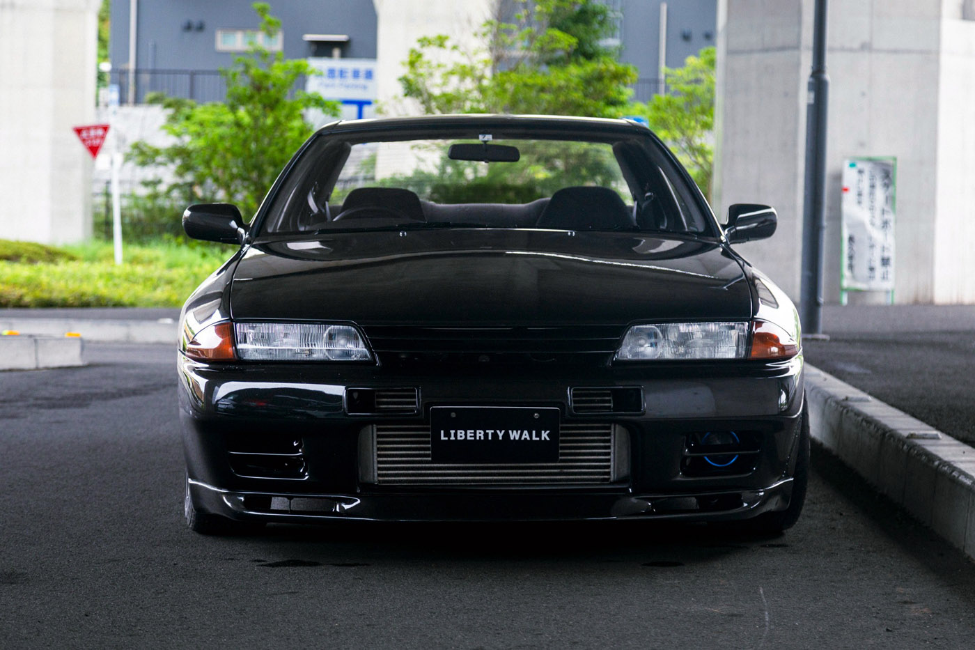 NISSAN SKYLINE HCR3200007