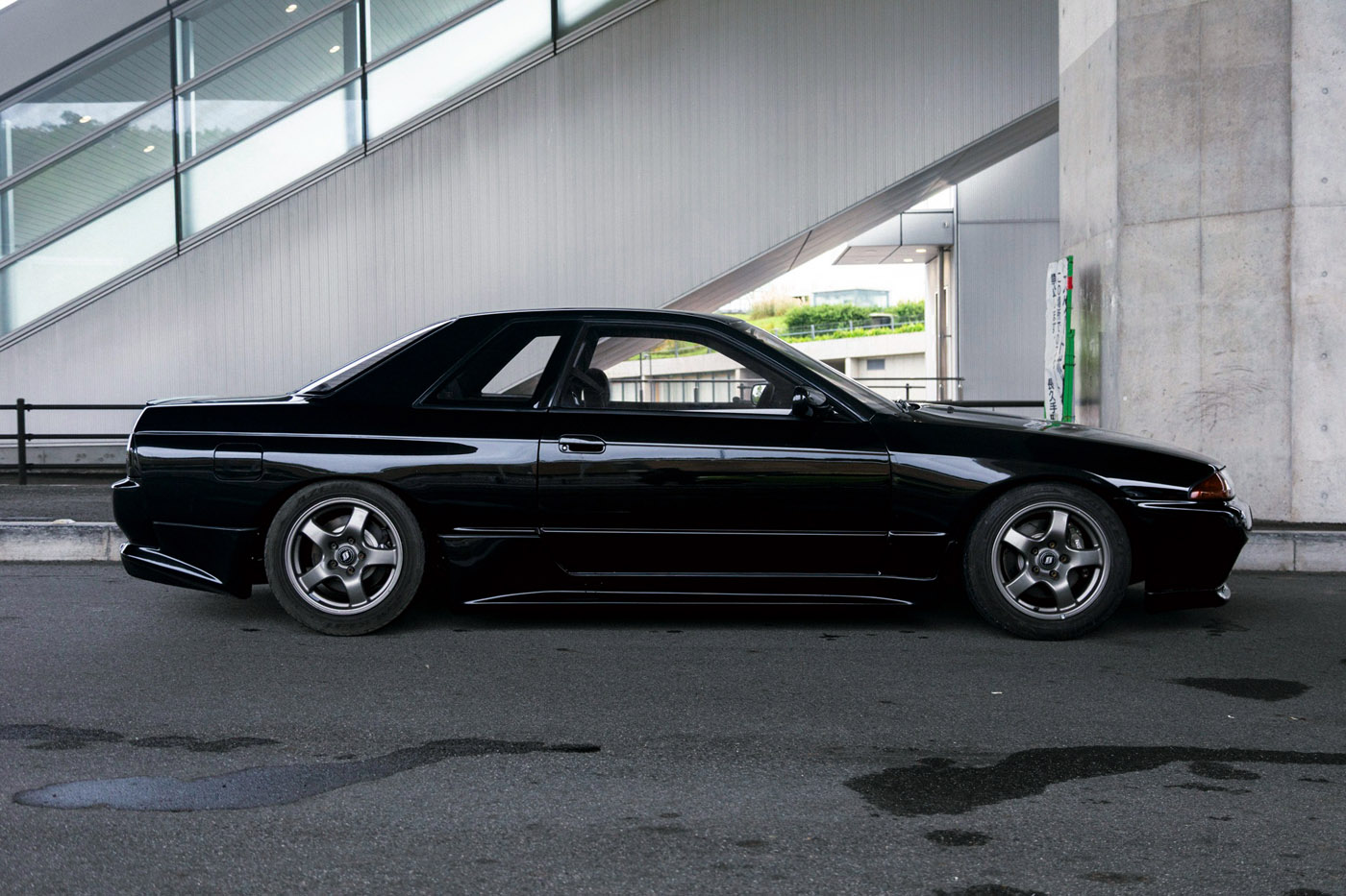 NISSAN SKYLINE HCR3200008