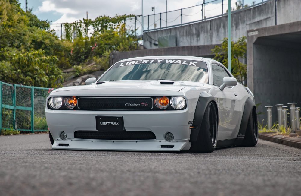 LB-WORKS DODGE challenger00003