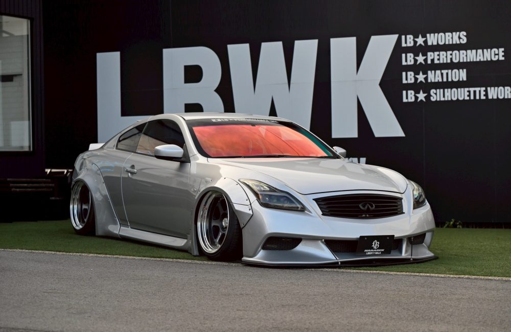 V36 SKYLINE 370GT65